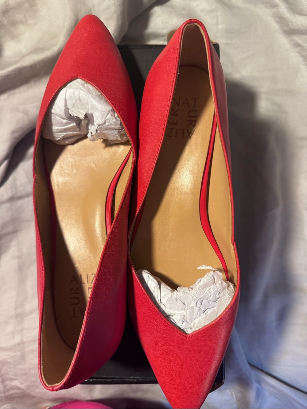 Naturalizer Havana Women’s Red Pointed Toe Flat. Leather. Worn once, in box.